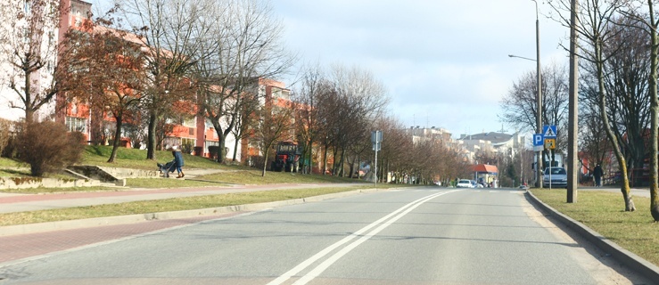Mrozy zniszczyły drogi, Urząd je naprawia