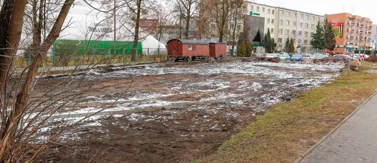 Koniec udręki, parking przy Sądzie Rejonowym będzie większy