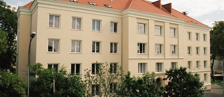 Sukces uczennic II LO na szczeblu wojewódzkim. Karolina i Kinga były najlepsze