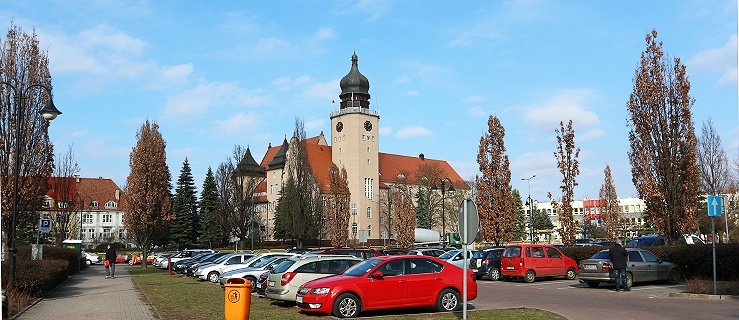 Przetarg na ochronę Ratusza unieważniony. Powód? „Za drogo”