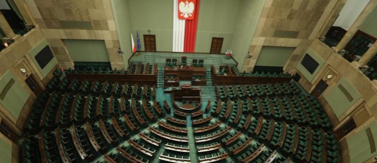 Zarobki posłów. „Należą do elity finansowej”