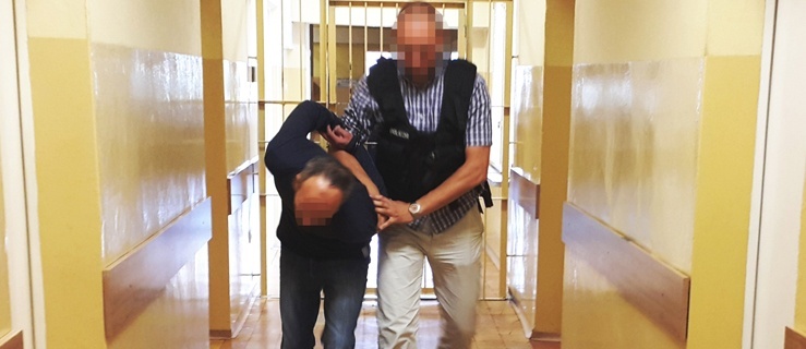 Podawał się za lekarza i chciał okraść staruszka. Policjanci zatrzymali znanego w Polsce przestępcę – „Kalafiora”