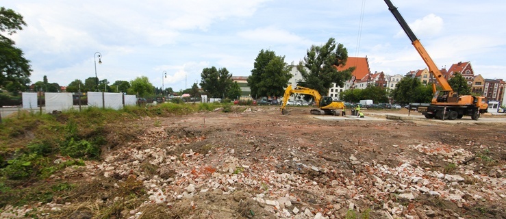 Było ściernisko, będą... kamienice
