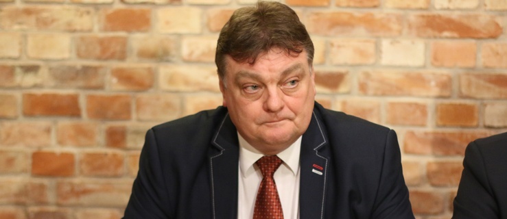 Wróblewski: 1,2 mln zł, 170 etatów uratowanych, 21 nauczycieli straci pracę. 