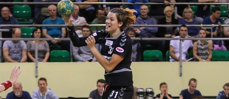 Sylwia Lisewska ma już na swoim koncie 12 bramek w Superlidze