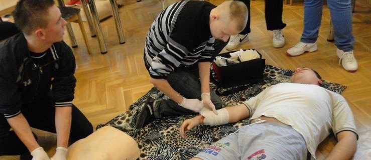 Uczniowie jak na placu boju. Za nami międzyszkolny etap Wojewódzkiej Olimpiady o Obronie Cywilnej