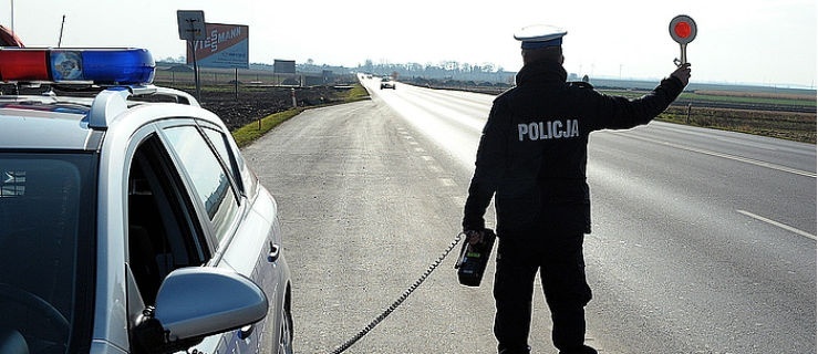  Dwóch kierowców straciło prawo jazdy za szybką jazdę