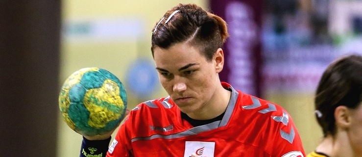 Sylwia Lisewska rzuciła 13 bramek, ale nie uchroniła swojej drużyny przed porażką z Vistalem