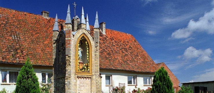 Mała architektura sakralna na Warmii