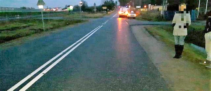 Wjechał autem w grupę pieszych