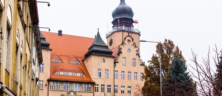 W budynku przy Trybunalskiej 7 będą pracowali urzędnicy