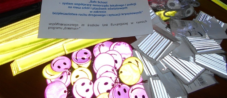 Odblaskowe gadżety w ramach projektu Erasmus+