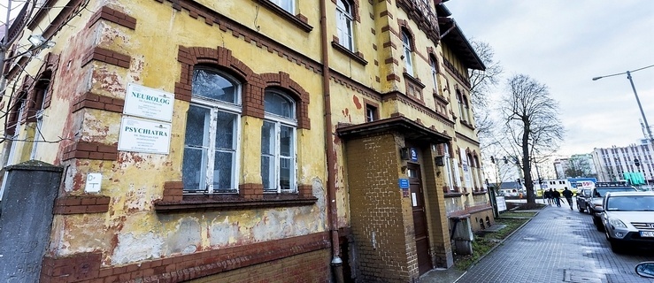 Niszczejący budynek przy Żeromskiego czeka rewitalizacja? (+foto)
