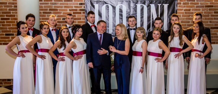 Studniówka w Zespole Szkół Ekonomicznych i Ogólnokształcących (+Zdjęcia)  