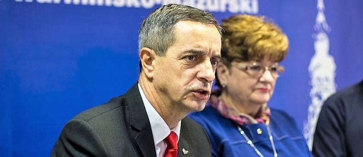 Pierwsze podpisy pod referendum w sprawie reformy edukacji złożone