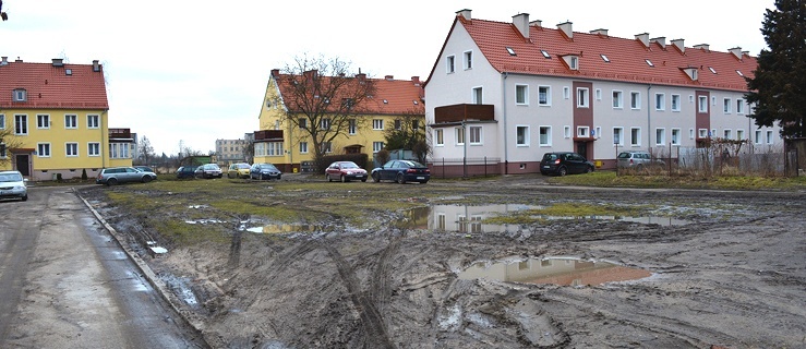 Ulica Słowackiego: dziury w jezdni to nie jedyny problem (+ zdjęcia)