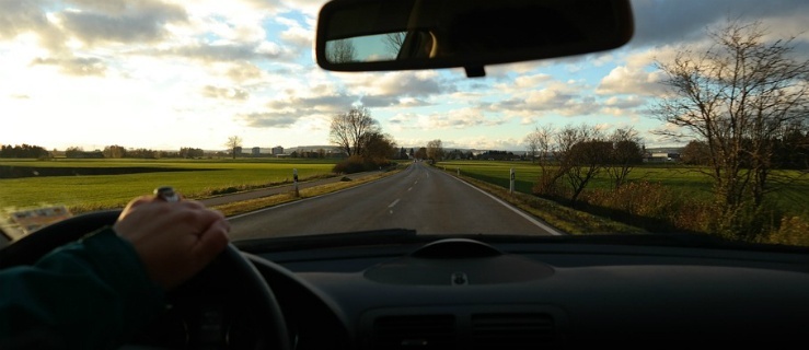 Praca wbrew przepisom w firmie transportowej