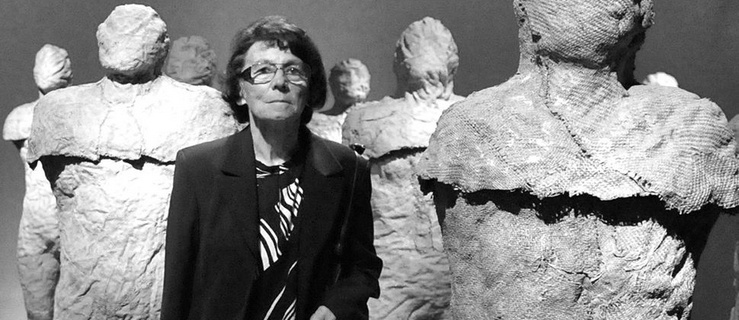 Zmarła Magdalena Abakanowicz. Jej rzeźba znajduje się w Elblągu