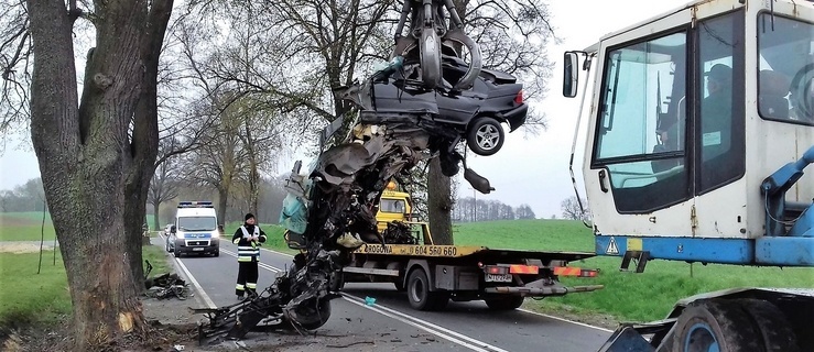Tragiczny wypadek kierowcy BMW. Z samochodu zostały zgliszcza