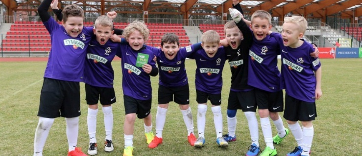 Sędziowie z zielonymi kartkami? „Nagradzamy postawę fair play”
