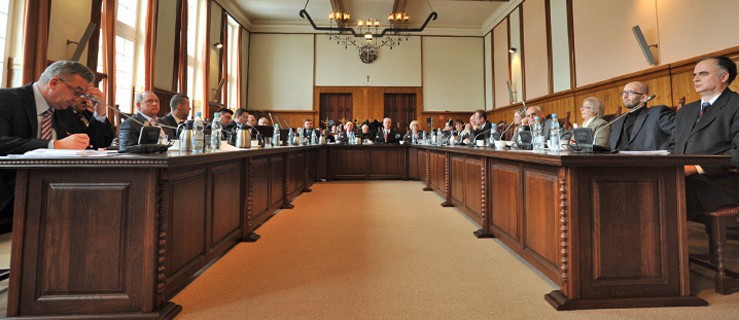 Więcej pieniędzy na rehabilitację zawodową, jednak wciąż niewystarczająco