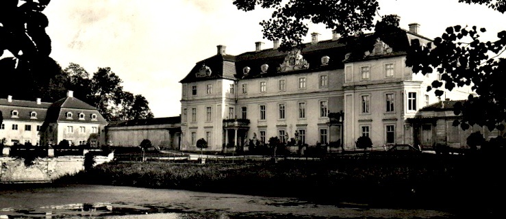 Pałac Dohnów w Słobitach koło Pasłęka przed 1945 r.