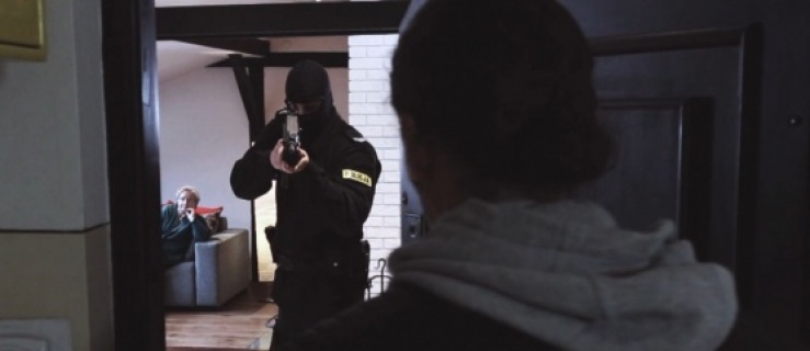 Fałszywy policjant chciał wyłudzić pieniądze od starszej elblążanki