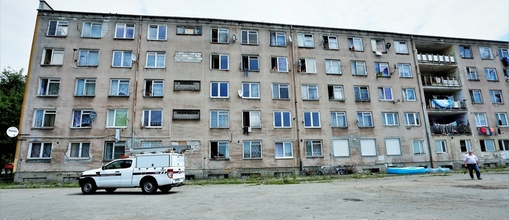 Płonący ręcznik w hotelowcu na ul. Łęczyckiej