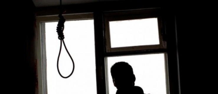 Uczeń bez wsparcia. Rośnie liczba depresji i samobójstw