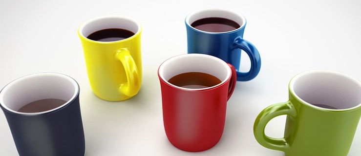 Jak wybrać kubek porcelanowy na prezent?