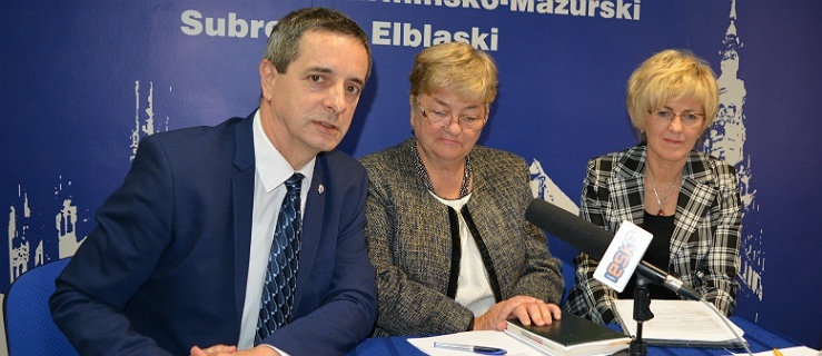 Od lewej: senator RR Jerzy Wcisła, poseł na Sejm RP Elzbieta Gelert, radna Irena Sokołowska;