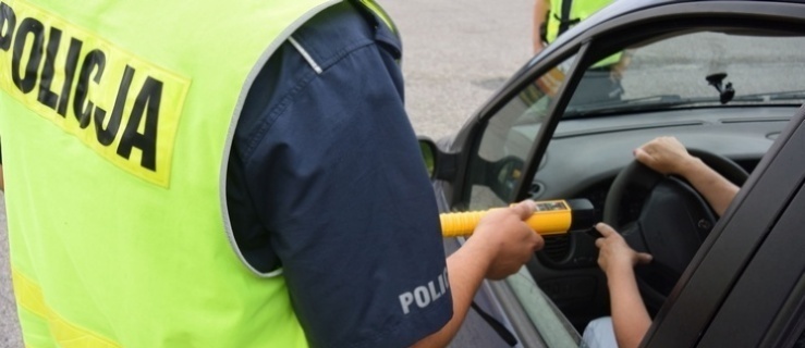  Elbląg. Zamiast radiowozu hybrydowego policjanci mają szansę tylko na alkomaty