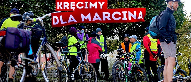 Elbląscy policjanci wzięli udział w sztafecie rowerowej 