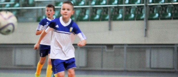 Olimpijska Szkoła. Dzieci rozegrają turniej piłki nożnej w hali CSB