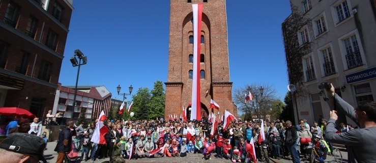 Elblążaninie, sprawdź czy znasz Hymn. MSWiA wytyka błędy 