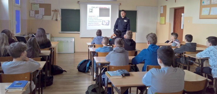 Elbląg. Policyjne spotkania z młodzieżą  