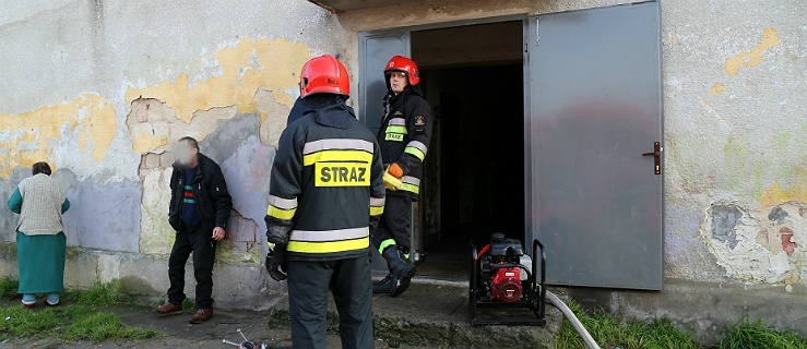 Pożar na ul. Skrzydlatej (+ zdjęcia)