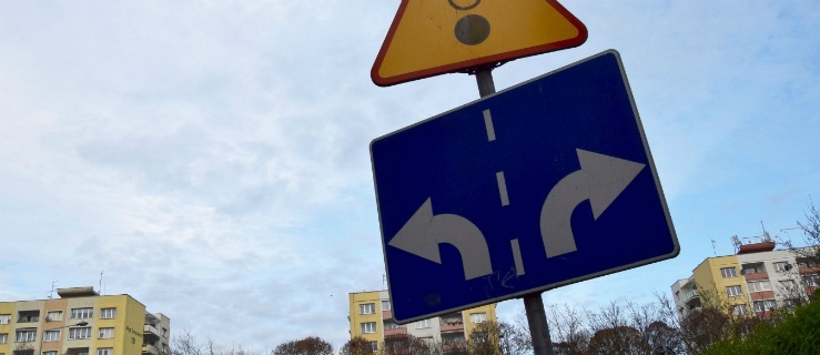 Elbląg: Rozkręcili znak drogowy i zanieśli do… punktu skupu złomu