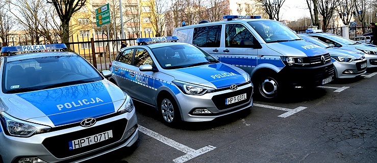 Siedem nowych radiowozów otrzymała elbląska Policja (+ zdjęcia)