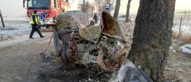 Pięć osób zginęło w płonącym samochodzie 