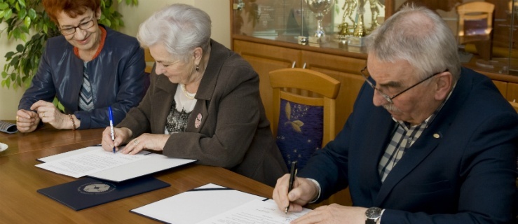 Elbląska uczelnia i seniorzy 