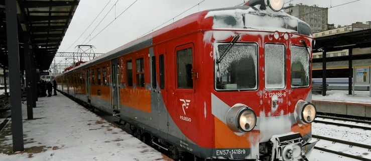 Elektryczny zespół trakcyjny EN57 – zdjęcie poglądowe stanowiące ilustrację do poniższego artykułu; 