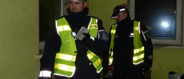 Elbląg: Mróz śmiertelnie groźny. Policjanci szukają bezdomnych 
