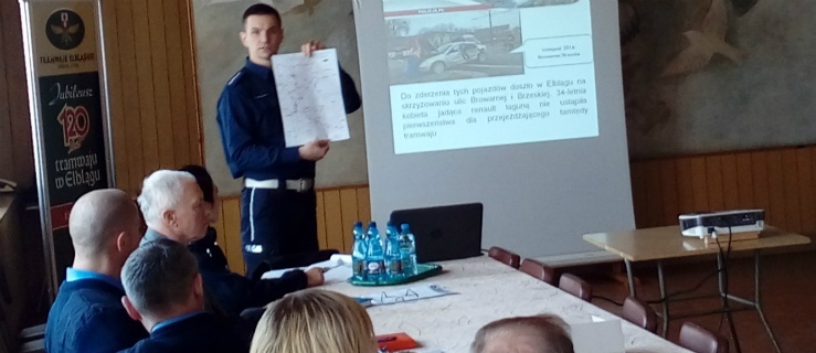 Elbląg: Policjant w Tramwajach Elbląskich 