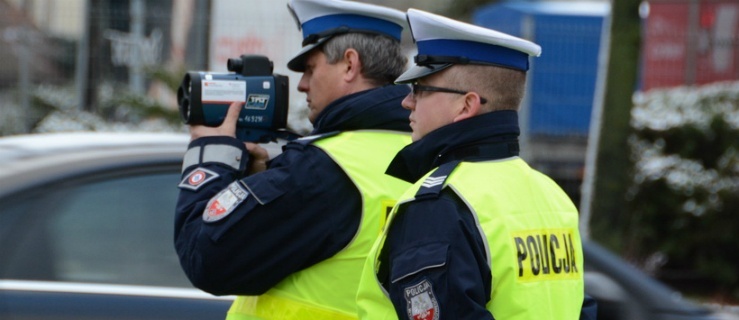 Ile ofiar na drogach podczas majówki? Policja ostrzega i radzi jak przygotować się do podróży 
