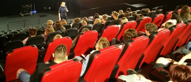 Elbląg: Cyberprzemoc w Multikinie 