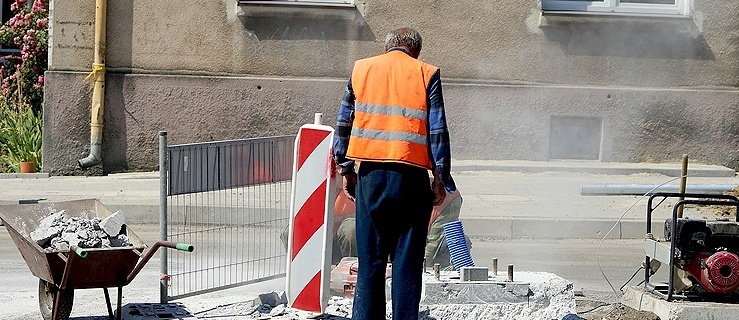 Za skróceniem czasu pracy optują dwie partie i OPZZ. Czy pójdziemy śladem kilku państw?