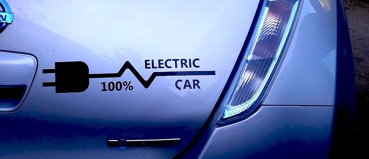 Rozwój elektromobliności w Polsce. Kto za to zapłaci?