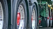Kredyt czy leasing – sposoby na sfinansowanie ciągnika siodłowego