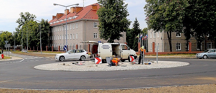 Rondo na skrzyżowaniu ulic Grottgera, Łęczyckiej i Rawskiej ukończone (+ zdjęcia)